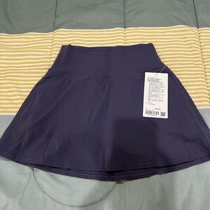 Women's Lululemon skirt